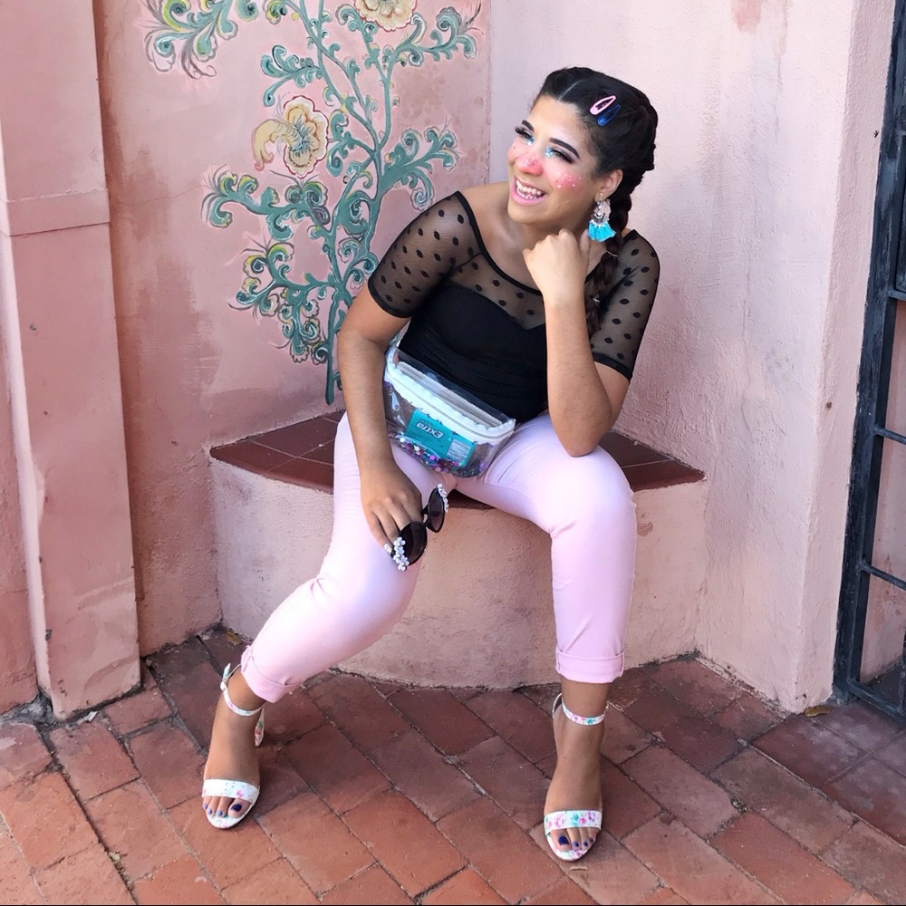 🌸 BNIB Flower Child Floral Print Block Heels 🌸 - Picture 5 of 5